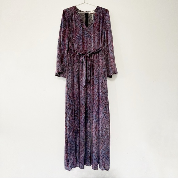 Louizon Dresses & Skirts - Louizon paisley maxi dress bell sleeve purple colour v neck